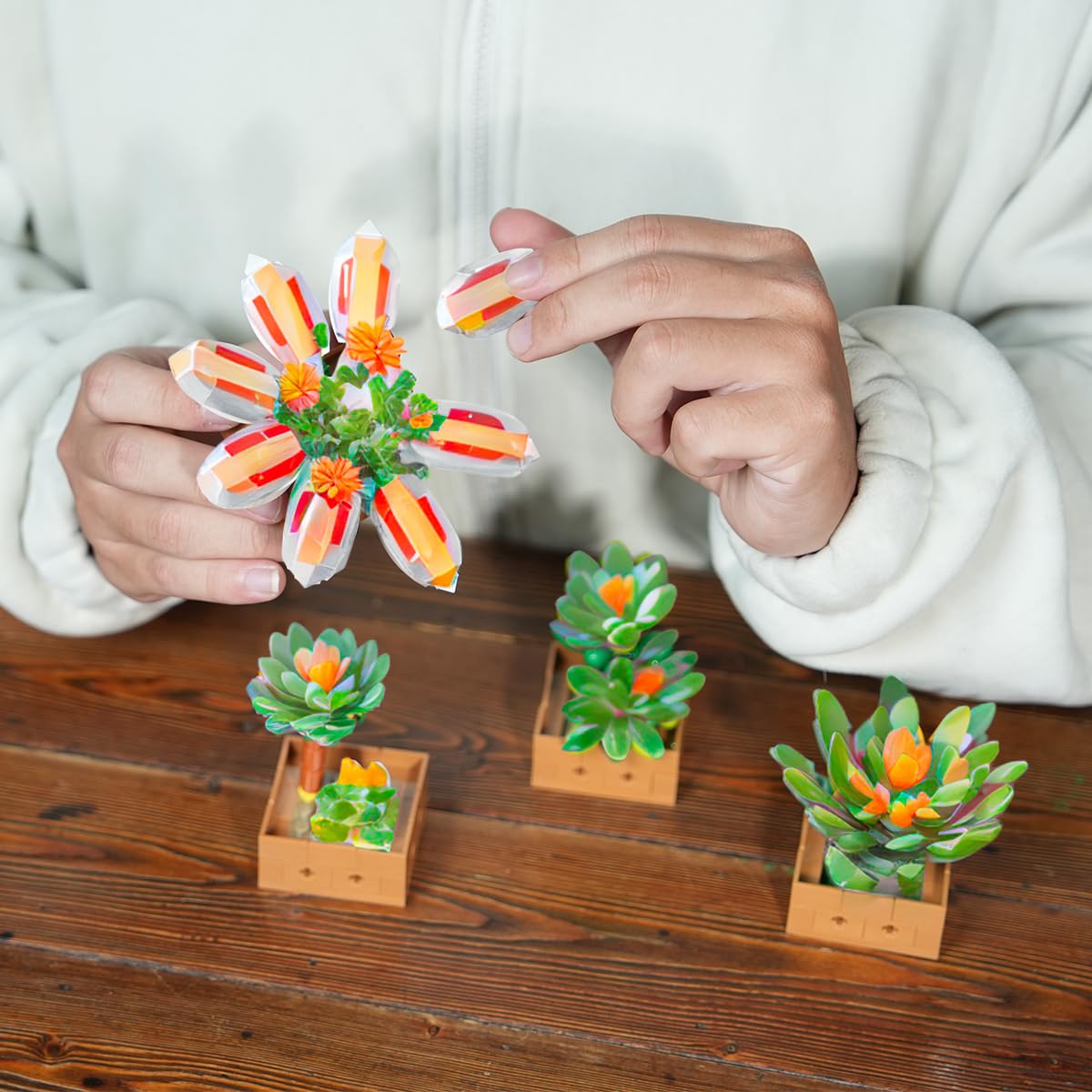 Under the Baubles Flower Botanicals set includes flowers and leaves for bright home accents.