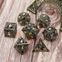 UONUOT rolling-sound dice set delivers wind-chime feedback during play