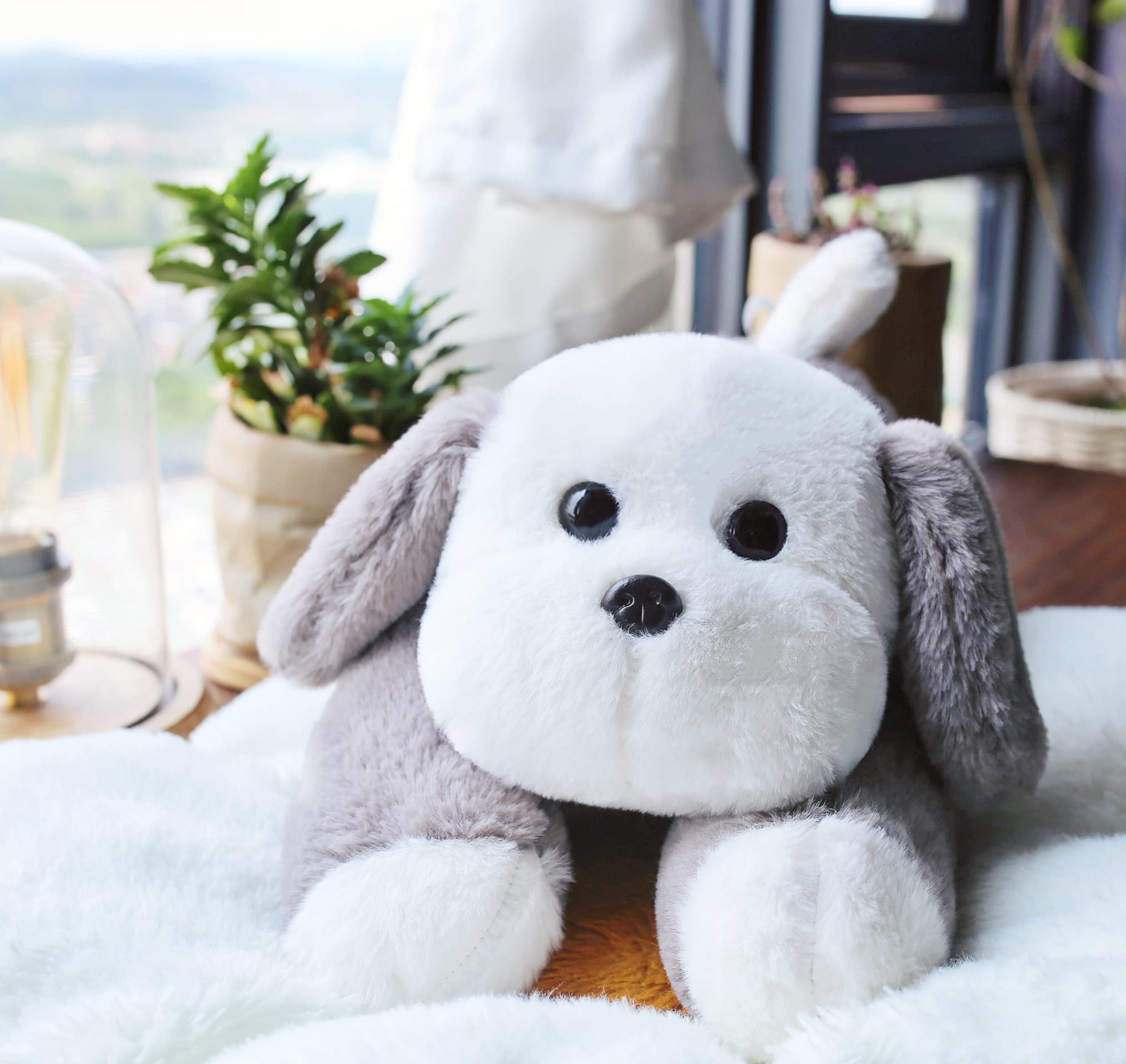 uoozii microwavable heating pad inside the plush for warm comfort.
