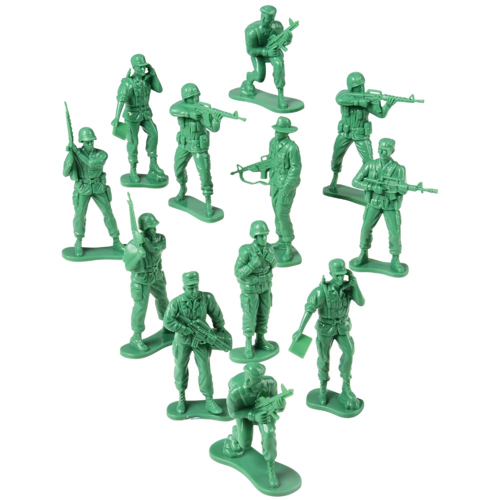 US Toy 7958 large soldiers in action posing for imaginative play and storytelling