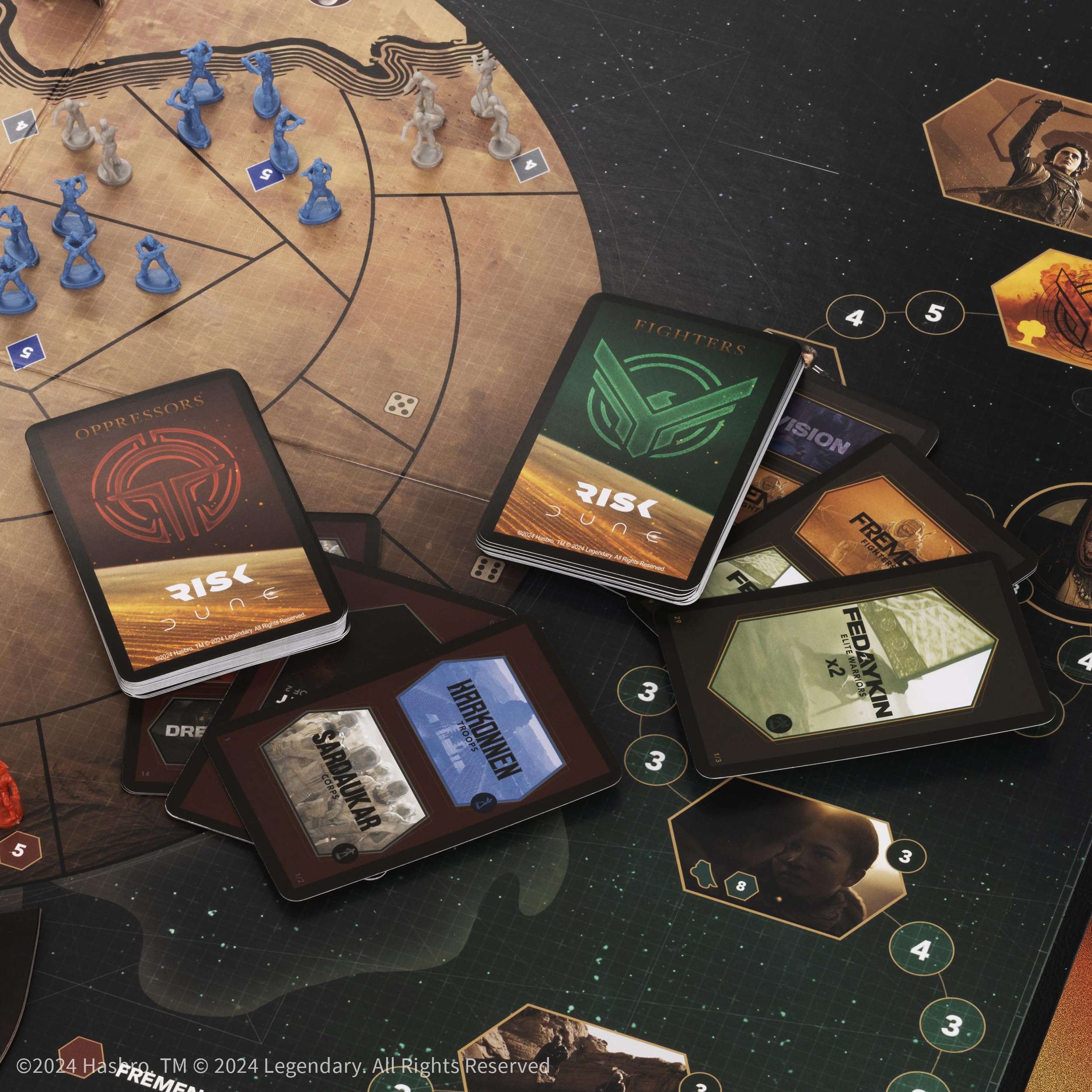 USAOPOLY Risk Dune Harkonnen soldiers in dynamic pose for conquest.