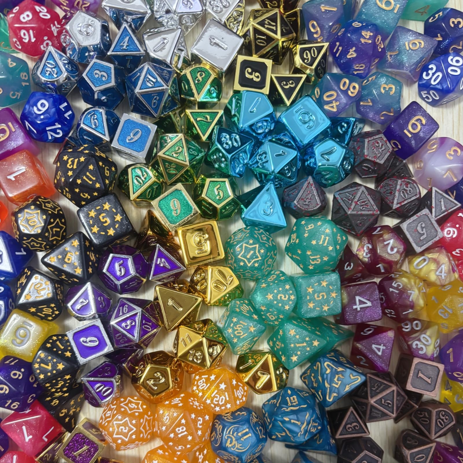 UURM Drawstring bag for quick access and safe transport of dice.