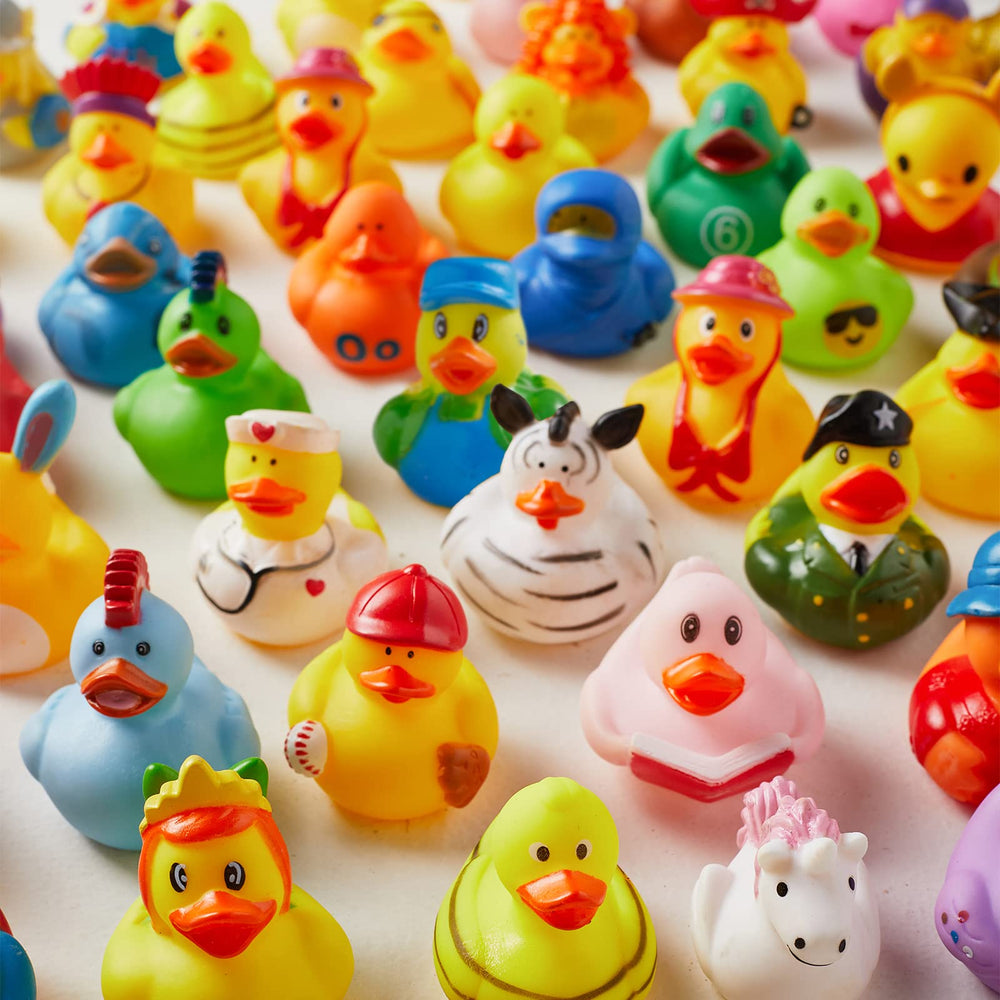 ValenLyra bag-holds-100-ducks keeps the set organized and portable.