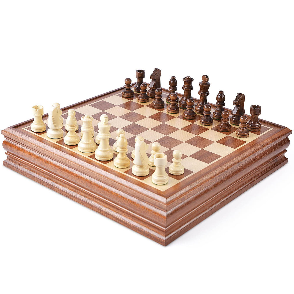 Vamslove game set in use for family, friends, and relaxed evenings.