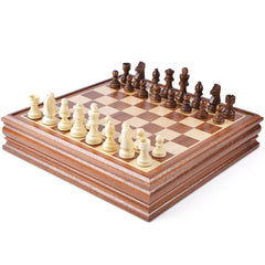 Vamslove game set in use for family, friends, and relaxed evenings.
