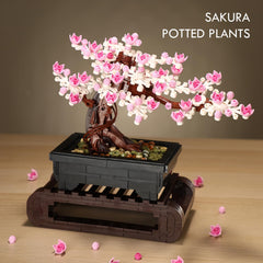 Vamuss three leaf color options let you reflect seasons in decor.