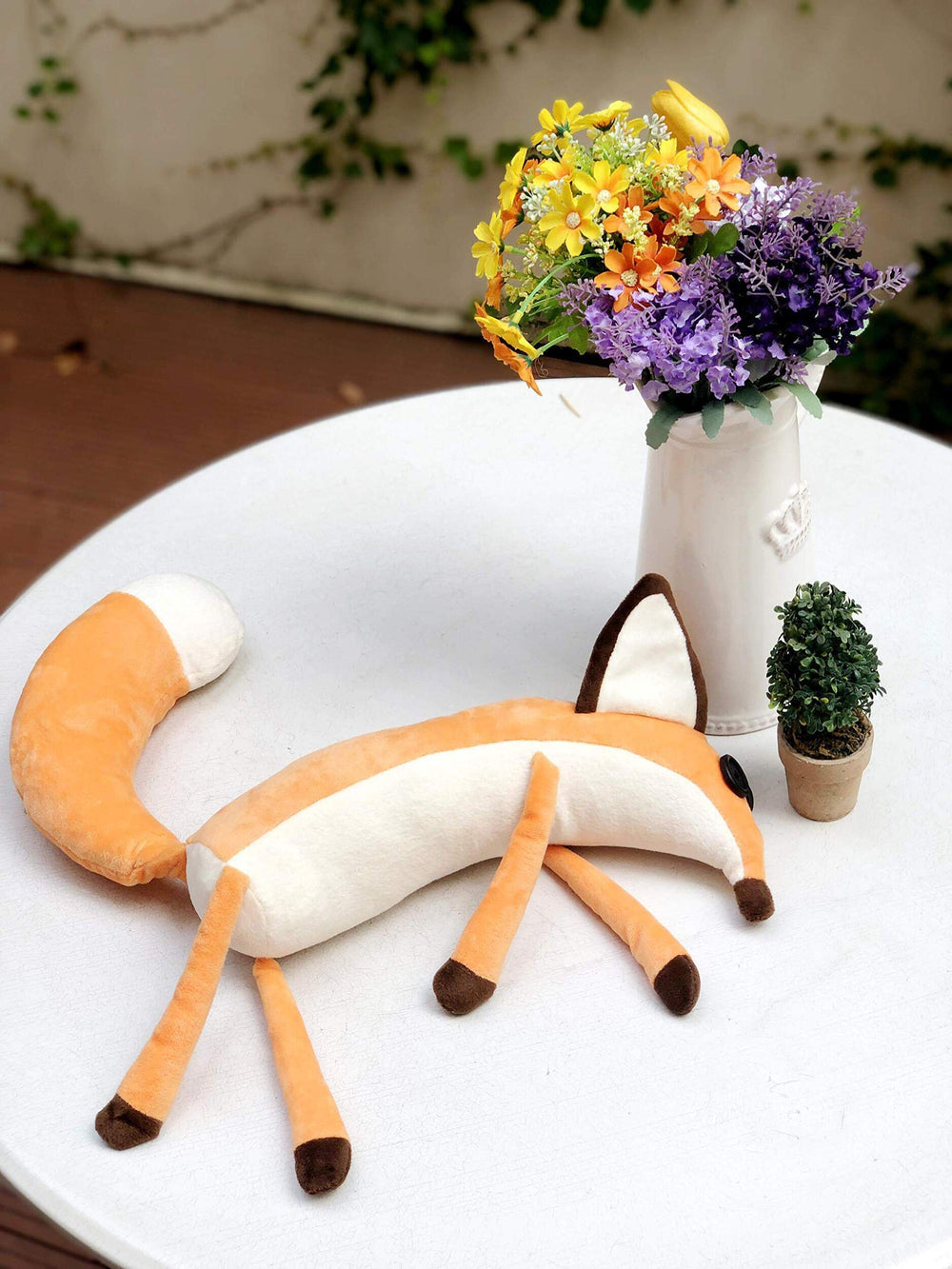 VANVENE Little Fox Snuggling Pose invites comforting hugs