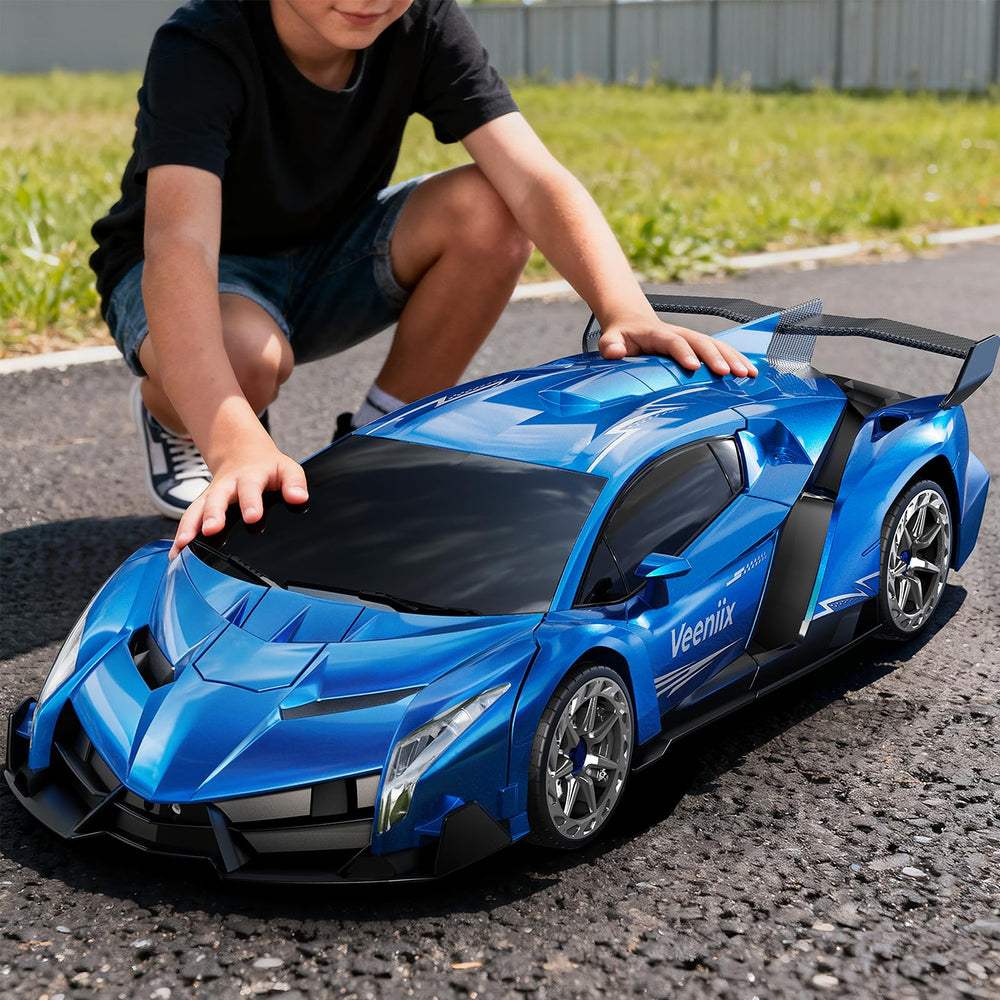 Veeniix V991 transform RC car in large size for immersive robot play.