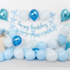 Vibzox bow-print balloons in blue and white for cohesive decor.