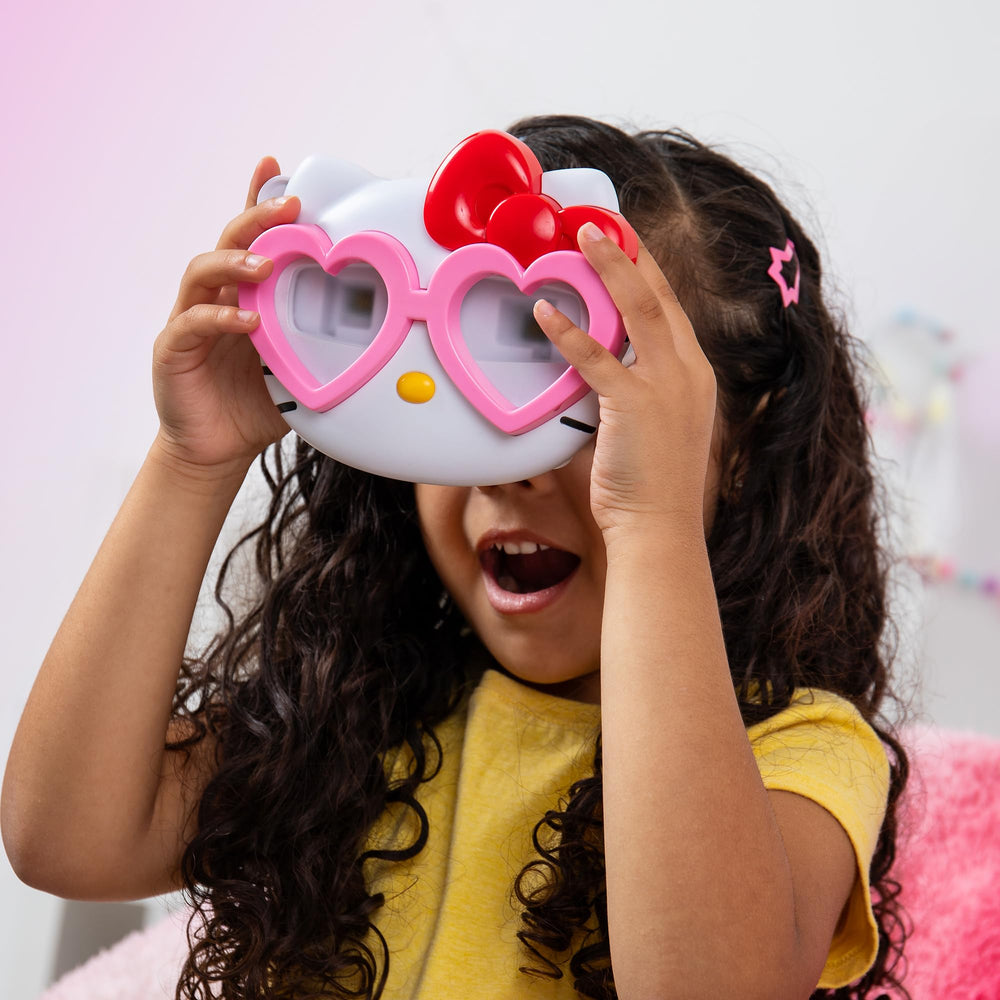 View Master Hello Kitty deluxe set blends retro charm with modern appeal