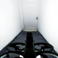 VIFLY Velcro straps keep lights secured during maneuvers.