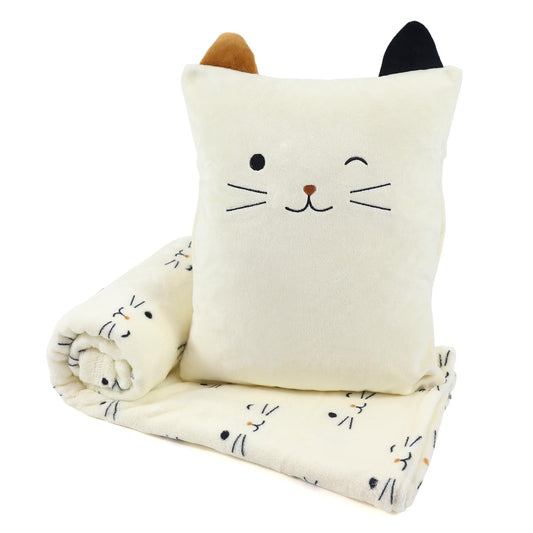 VigorSpring cat travel blanket and pillow set folded compactly for easy travel
