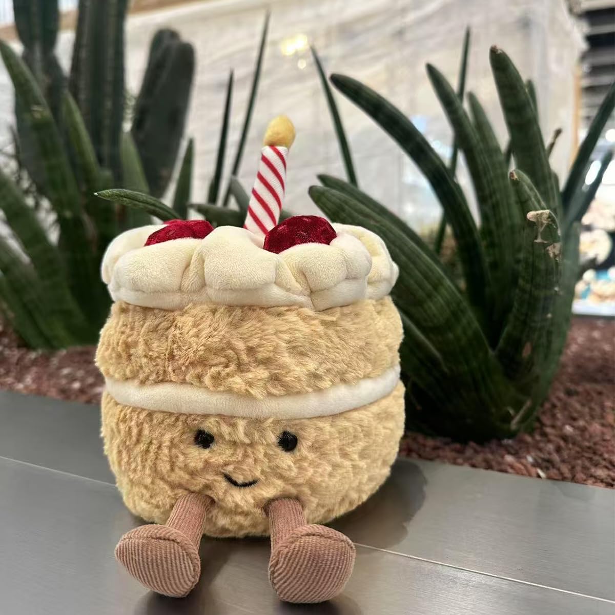 VLYUVUY birthday-cake-plush-texture: close-up of premium materials for durability.