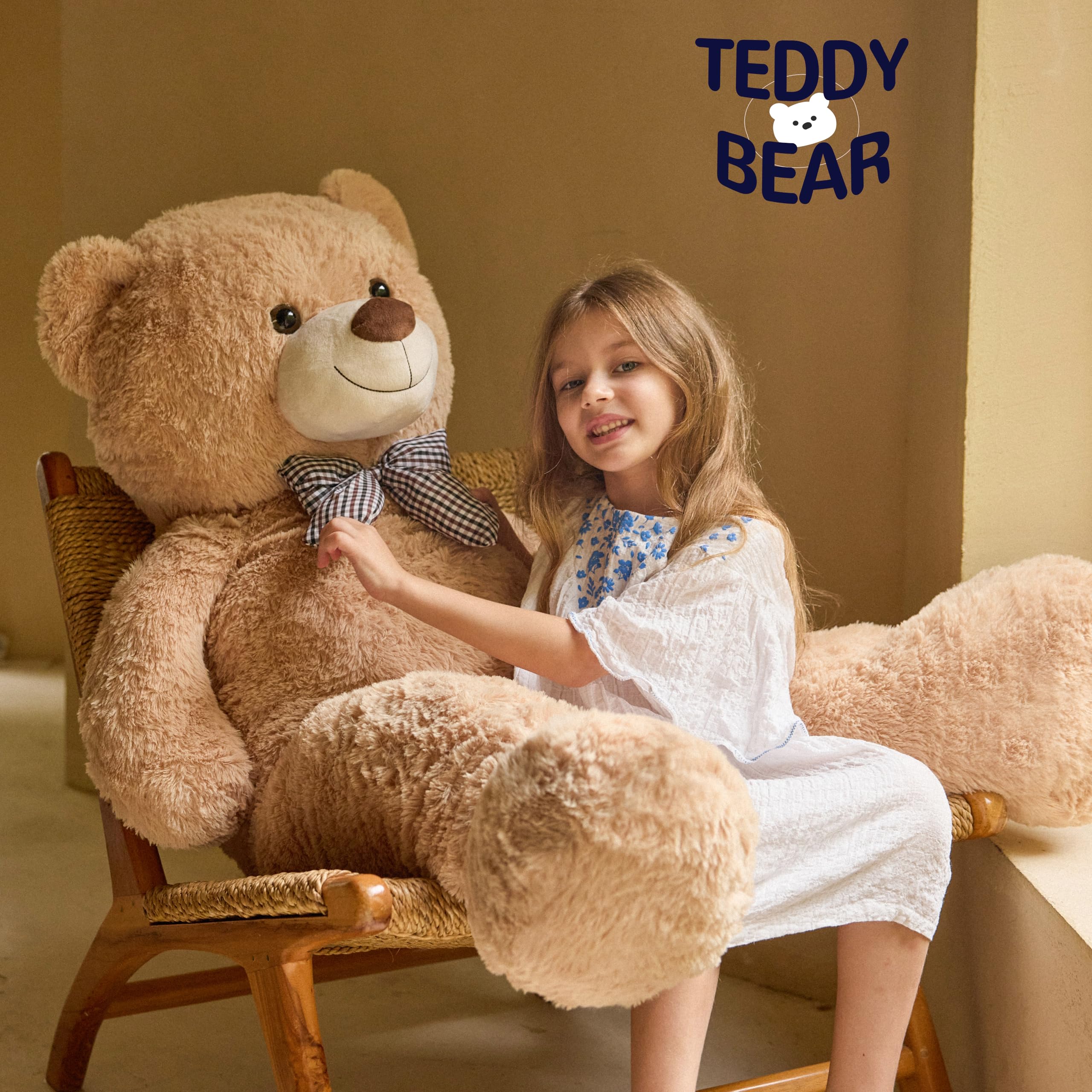 Vposyako jumbo teddy bear in light brown, a warm gift idea.