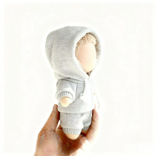 VVQUI 17cm doll hoodie set worn on doll highlighting easy outfit changes