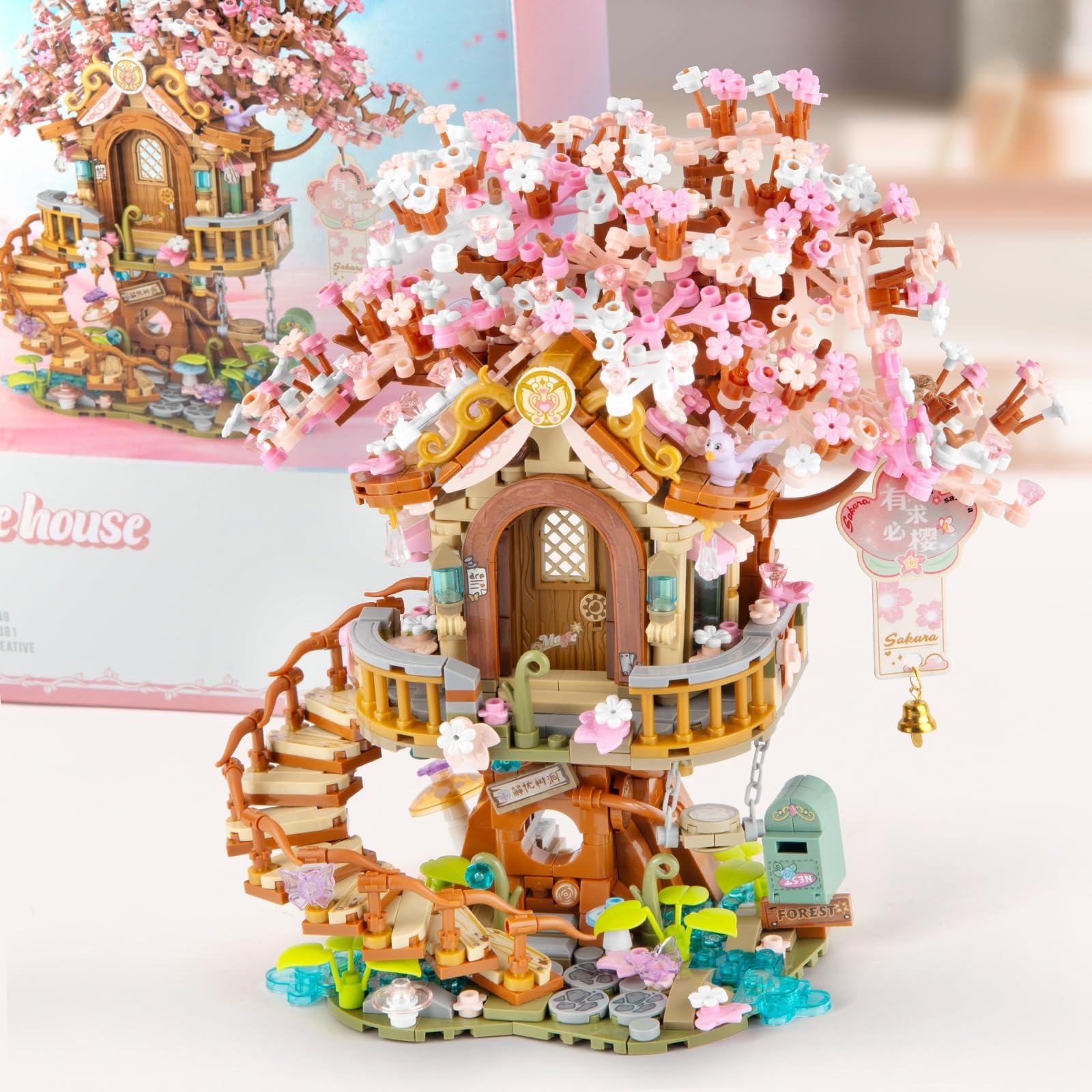 Vziimo Cherry Blossom Treehouse packaging and instructions support a smooth building experience.