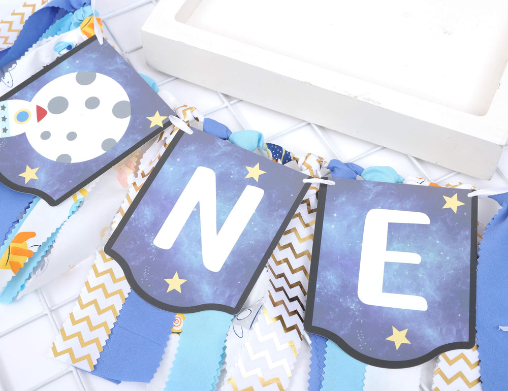 WAUAO 1st birthday banner creates a memorable space scene your child will enjoy