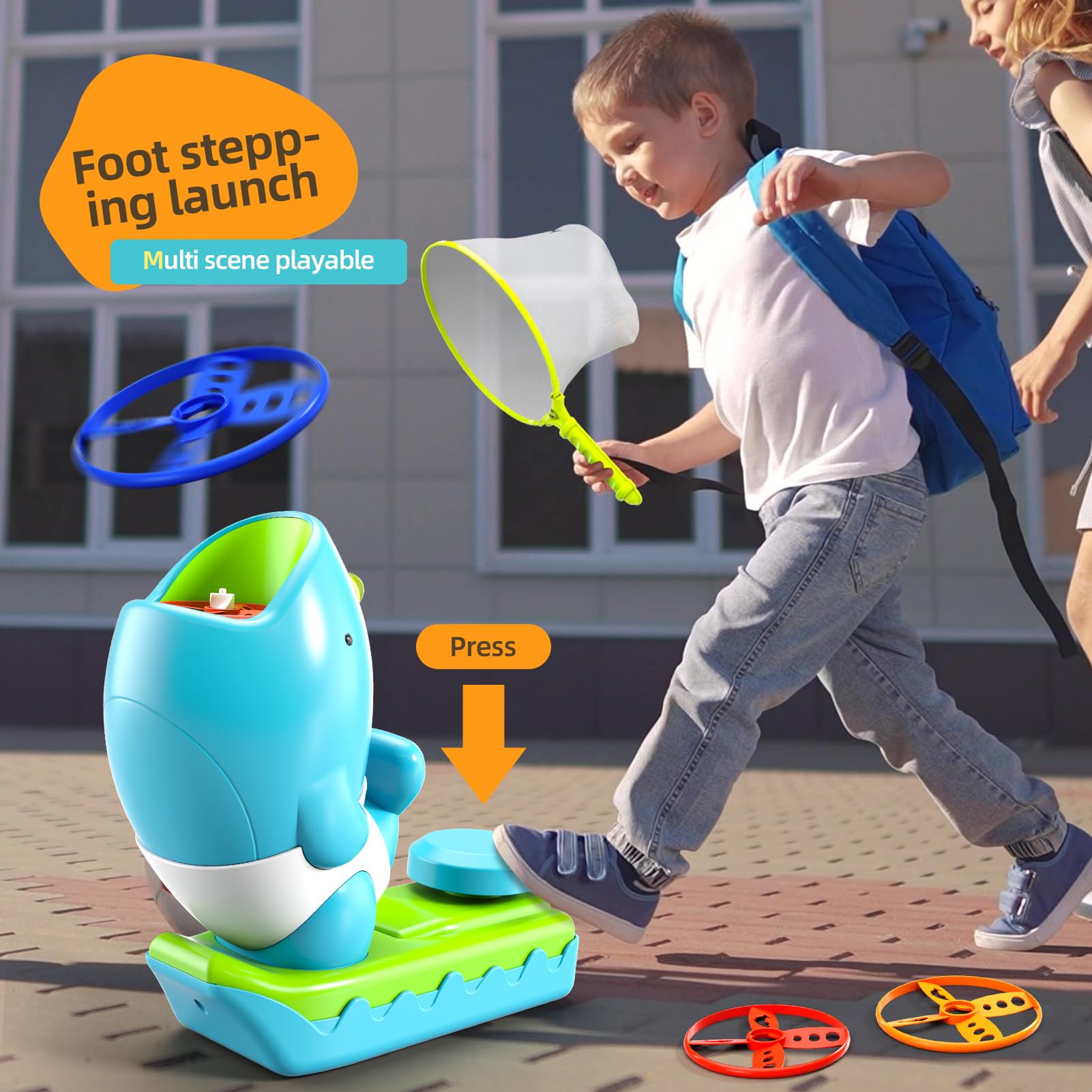 Children enjoy safe outdoor play with WATUDOU disc launcher.