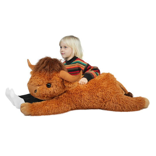 WDXDSOB Highland Cow pillow front view for cozy living room decor.