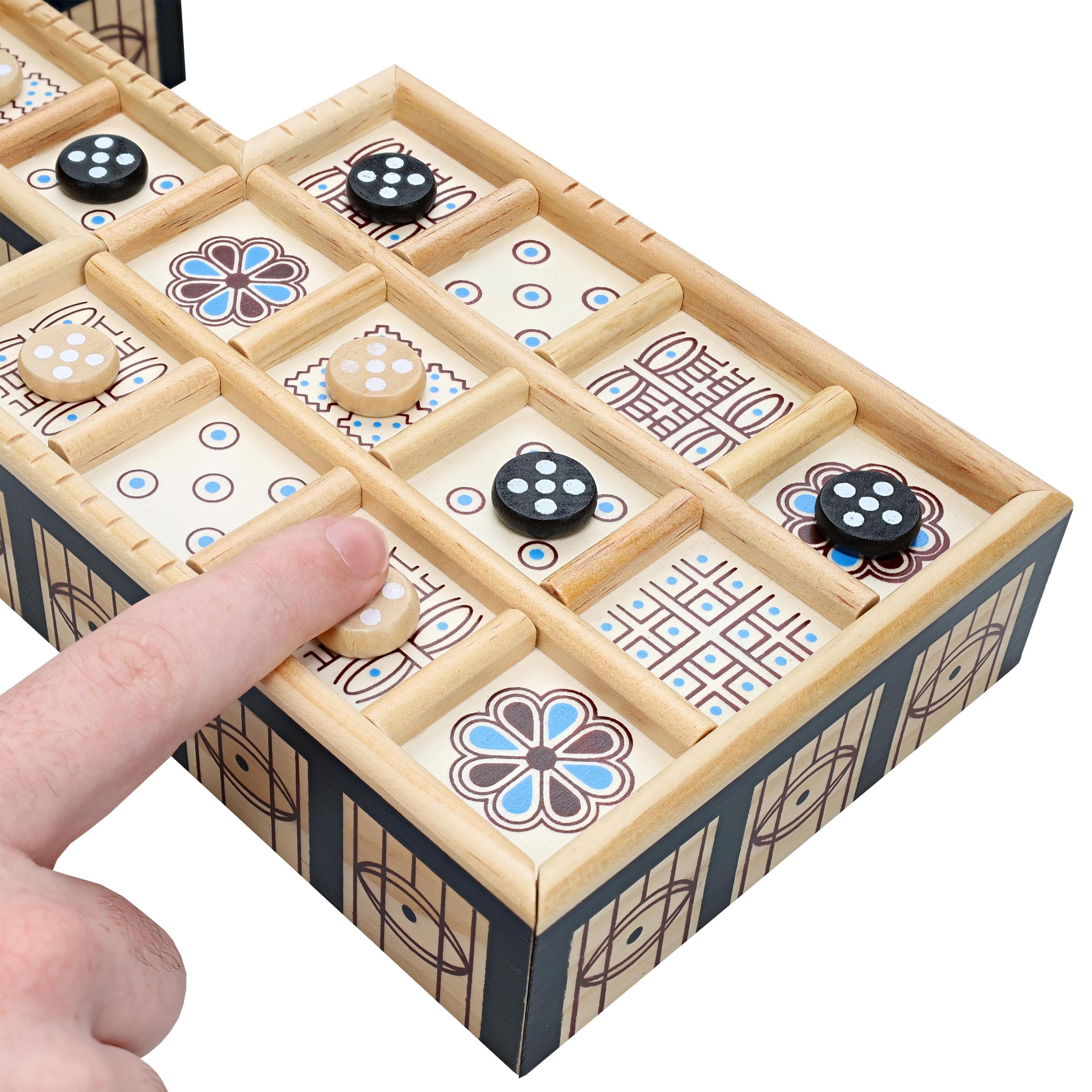 WE Games UR storage drawer keeps components secure between matches.