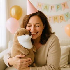 WEIGEDU otter stuffed animal makes a charming Christmas gift