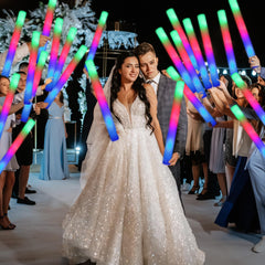 Wellent customizable foam surface lets you personalize messages for weddings or celebrations