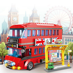 WEMEWEME London City Bus front view, ideal for display and pretend city tours.