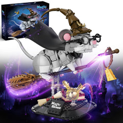 WEMEWEME Magic Mouse wizard hat detail enhances imaginative play and display