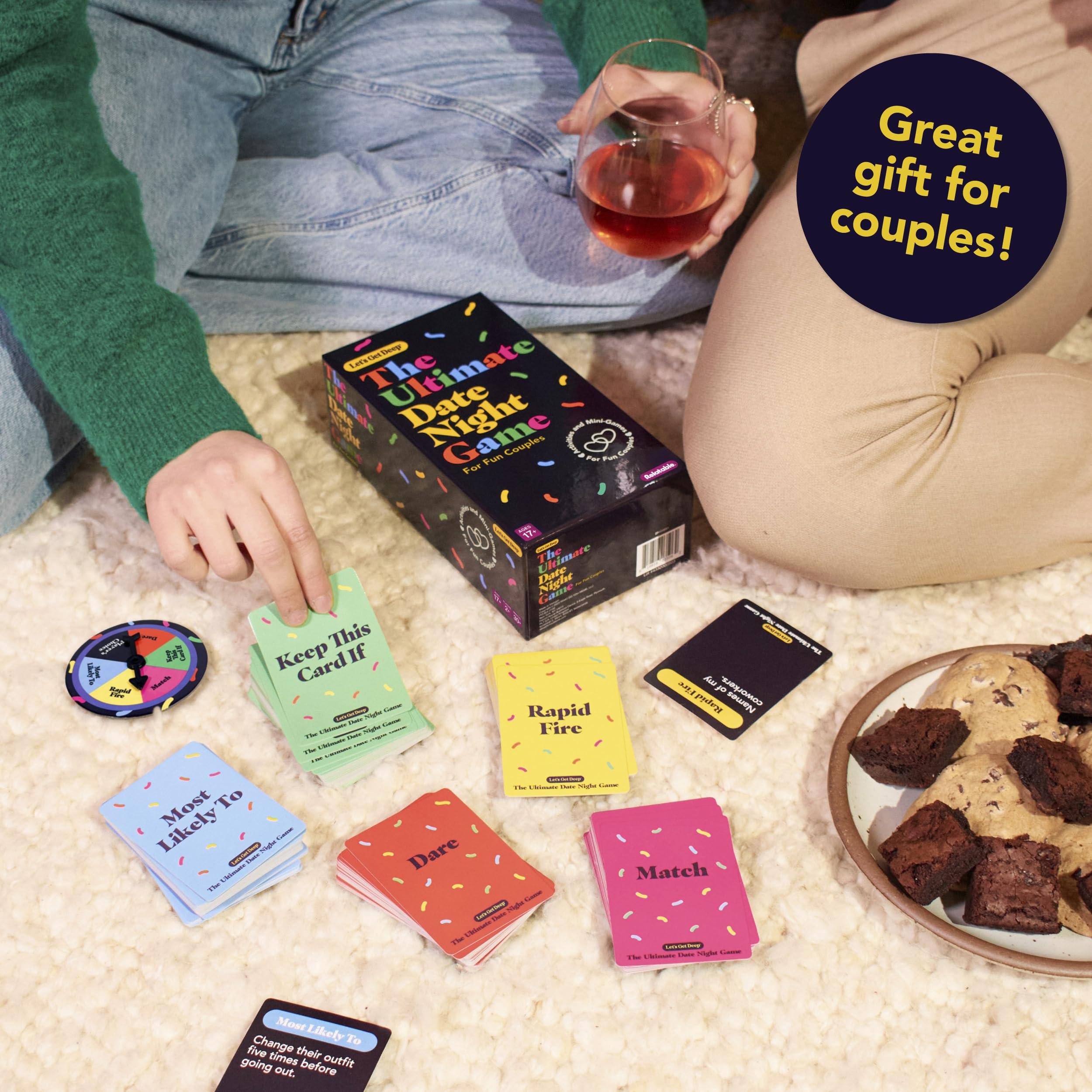 WHAT DO YOU MEME? Box contents show 200 cards and a spinner for variety.