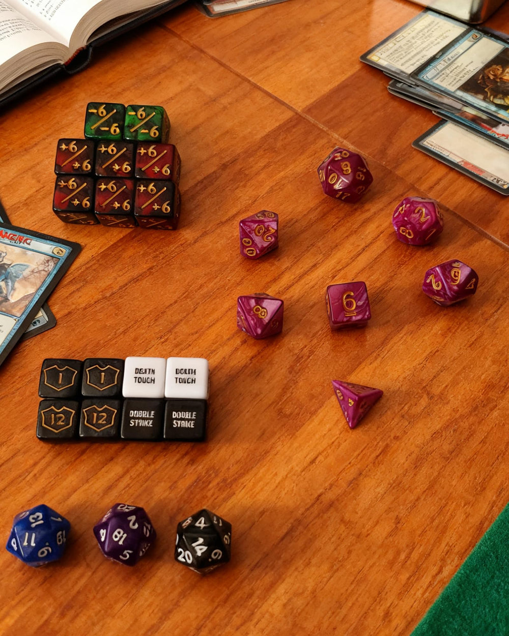 WIETUNV durable polyhedral dice with fade-proof printing for reliable rolls