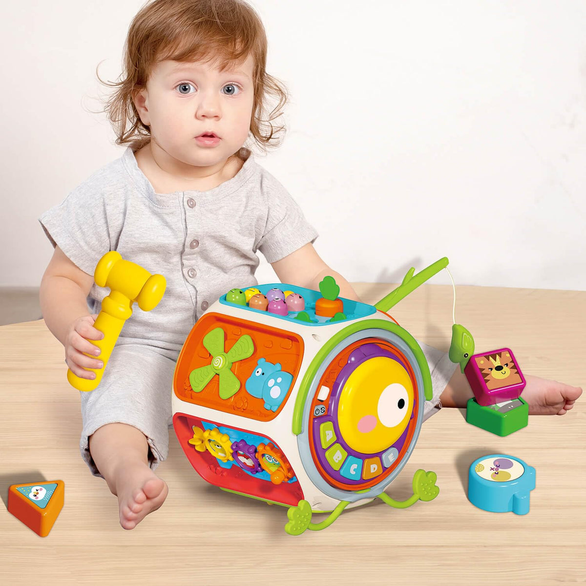 WIIBAAHO Montessori busy board with eight sensory activities for exploration