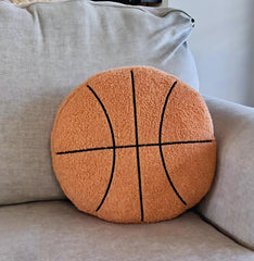 Wildeon Rising basketball pillow with 3-D edges provides extra head support.