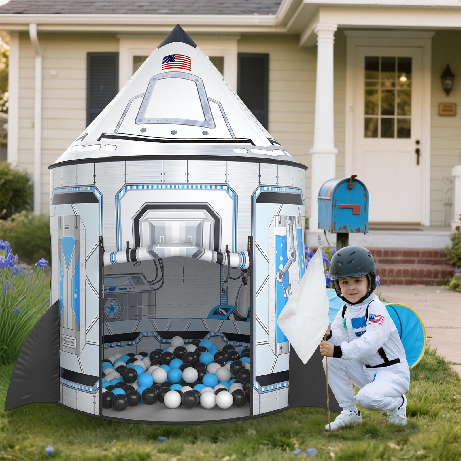 Wilwolfer space party tent perfect as décor and activity hub.