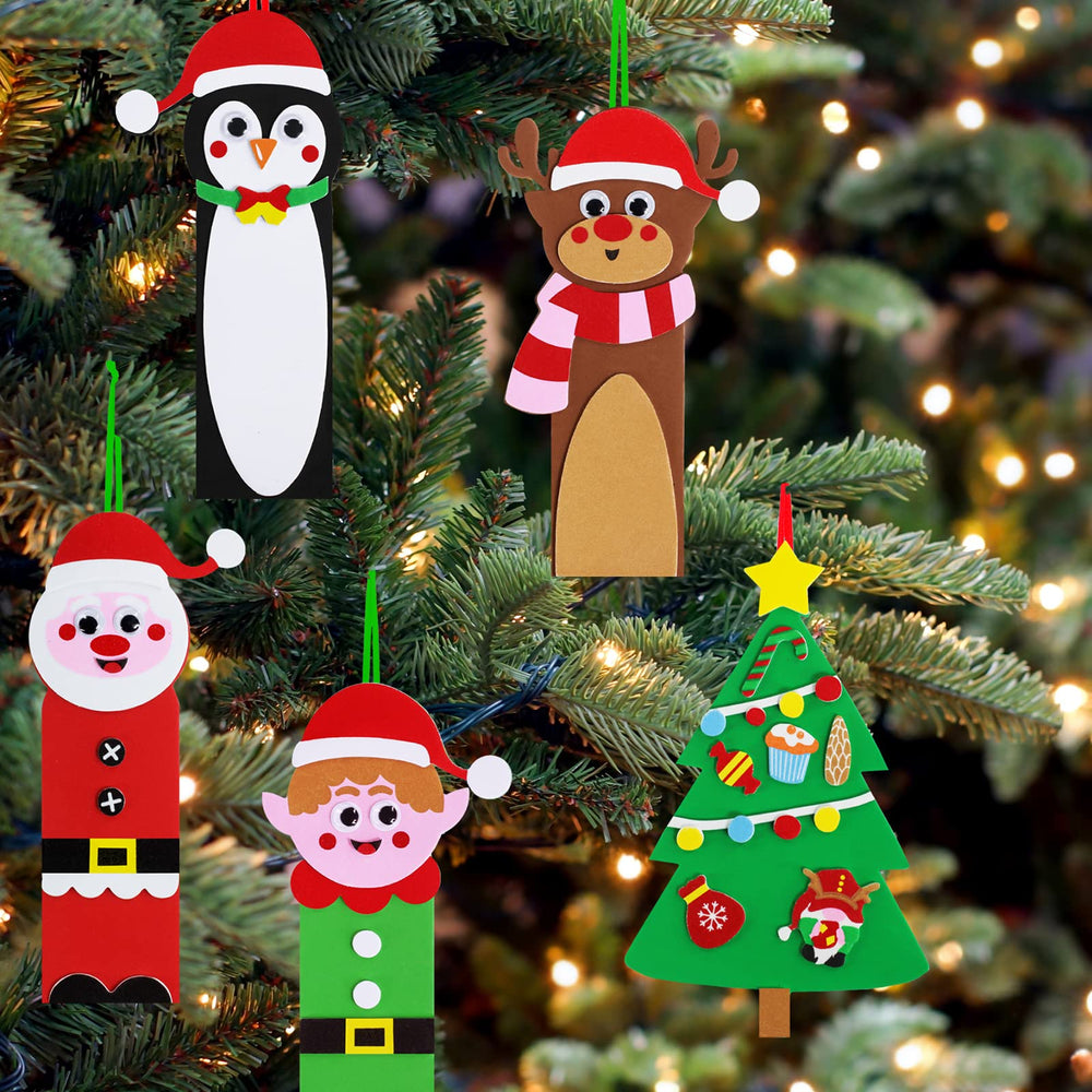 Winlyn Christmas gift stickers add a celebratory finishing touch to presents.