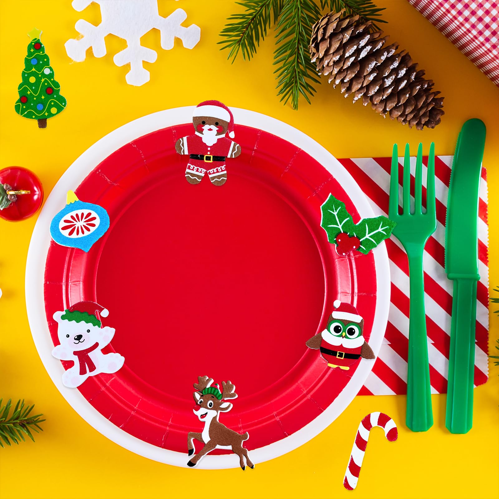 Winlyn Christmas stickers come in varied sizes from 1 to 2.5 inches