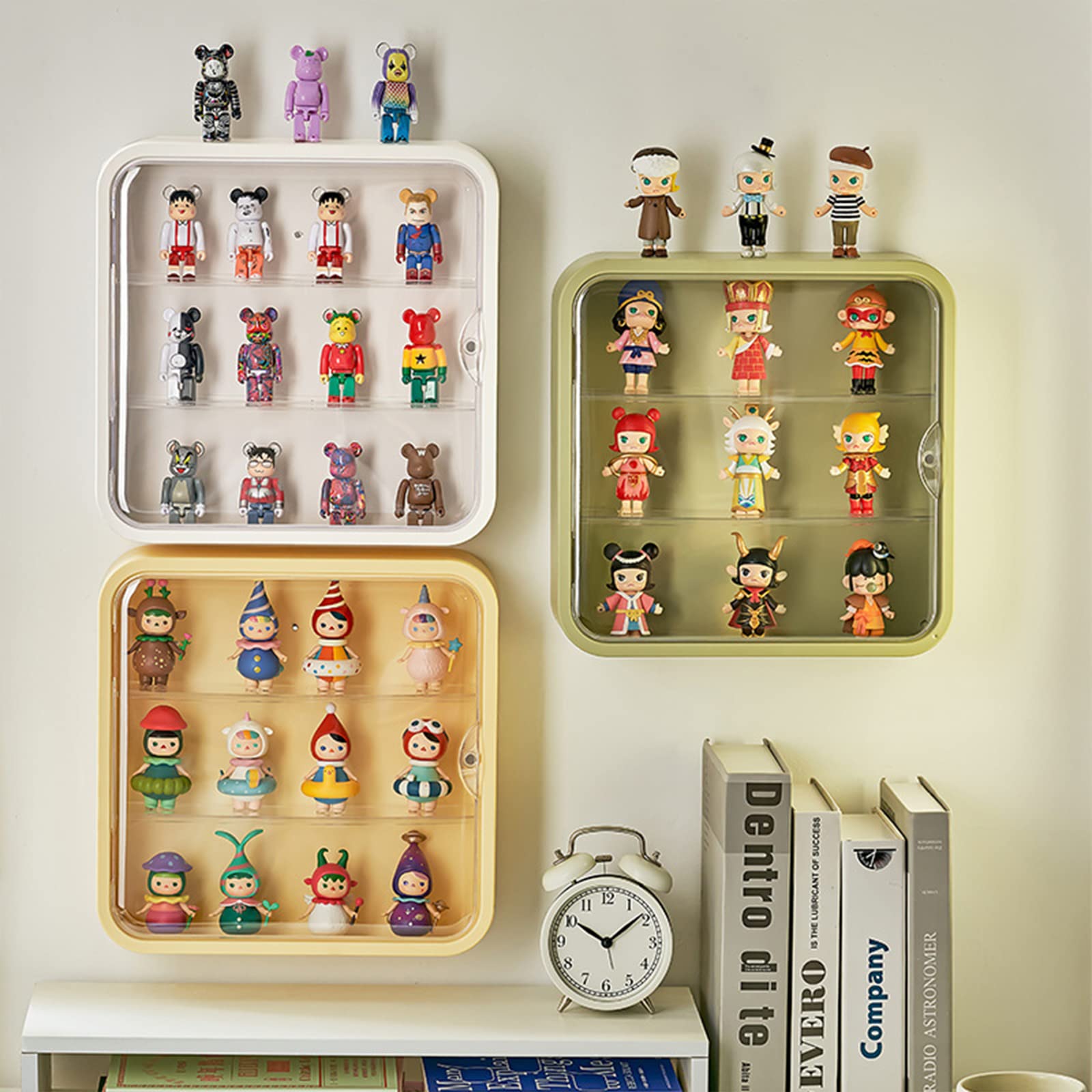 WMM Easy-clean display case with a durable, clear surface for daily use