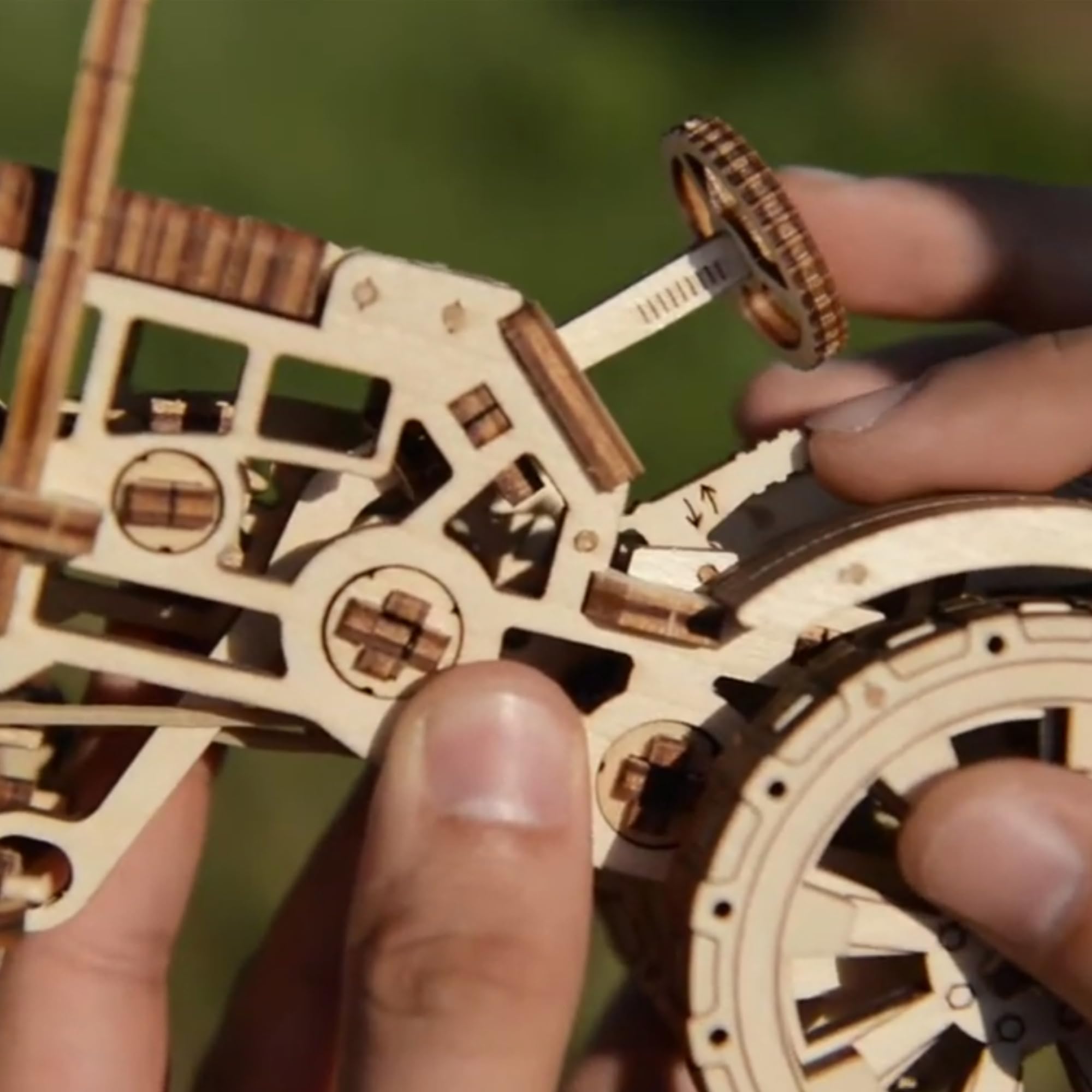 WOODEN.CITY Tractor 3D puzzle pieces laid out show precise laser-cut birch sheets for precise assembly