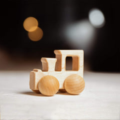 Wooden Teether fosters cause-and-effect exploration during playtime