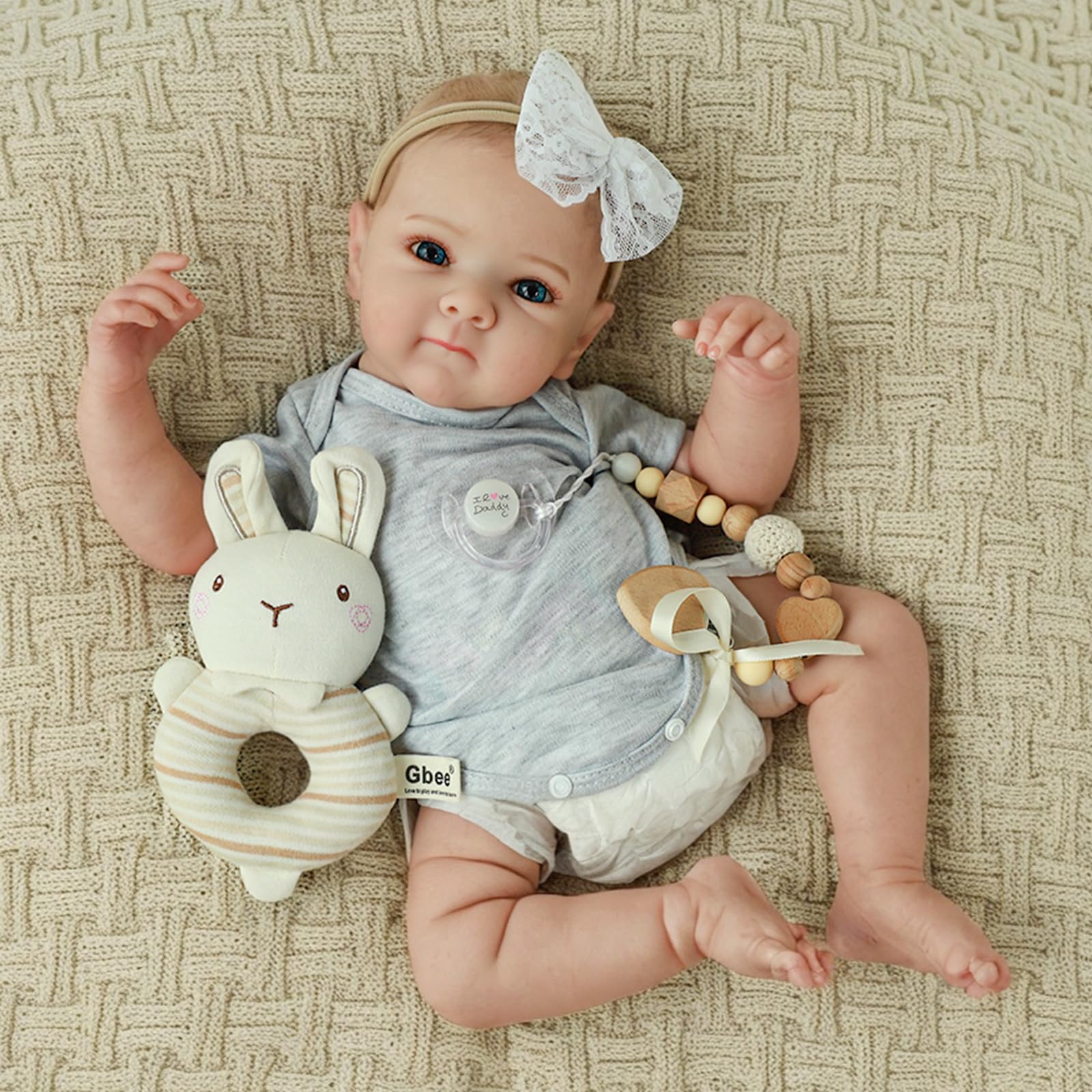 WOOROY magnetic pacifier and accessories for authentic soothing moments