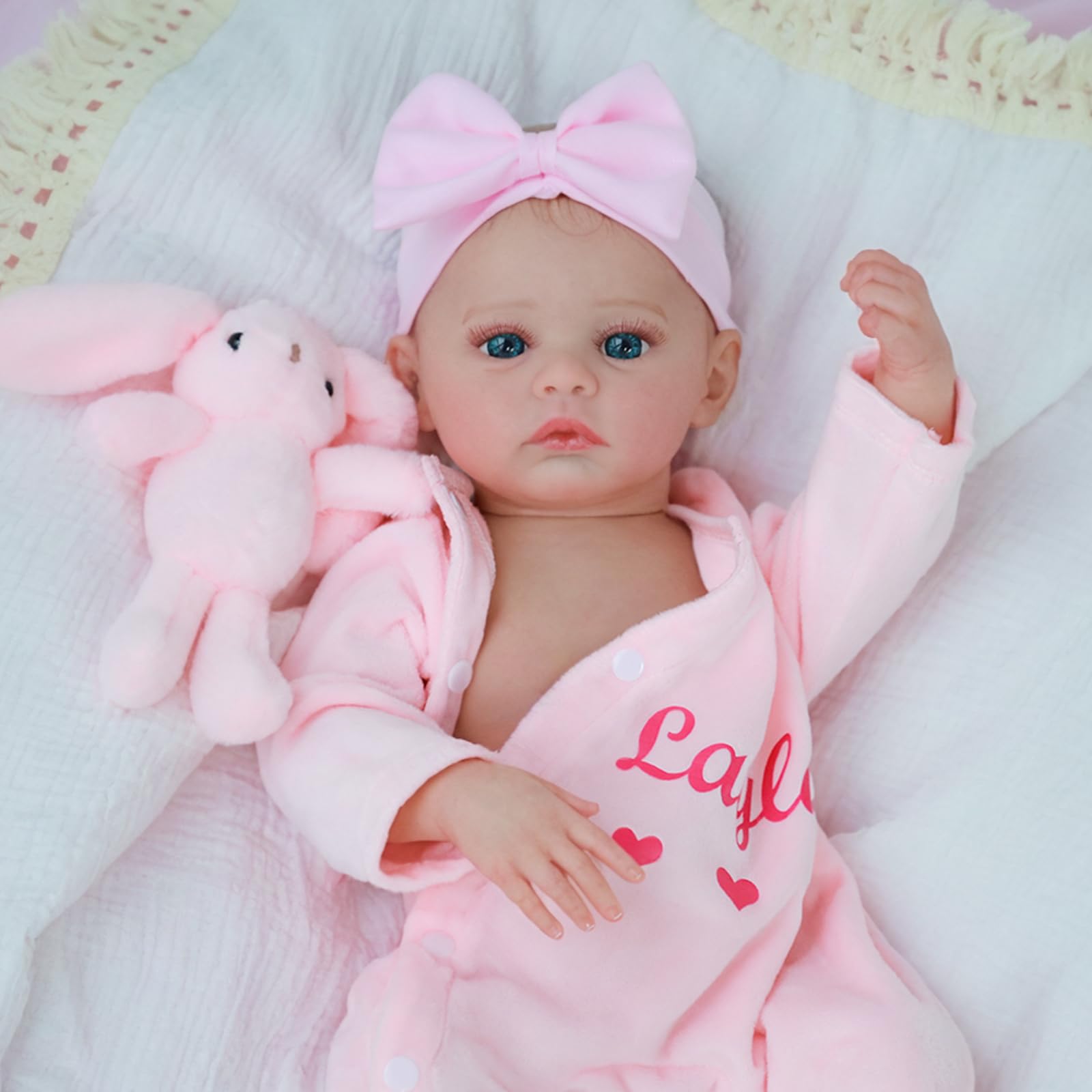 WOOROY poseable limbs enhance lifelike posing during pretend parenting