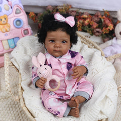 WOOROY Realistic skin-tones invite caring, nurturing scenarios.