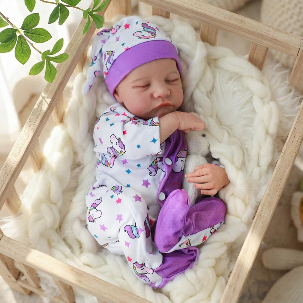 WOOROY Reborn baby doll face close-up shows hand-painted features