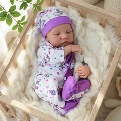 WOOROY Reborn baby doll face close-up shows hand-painted features