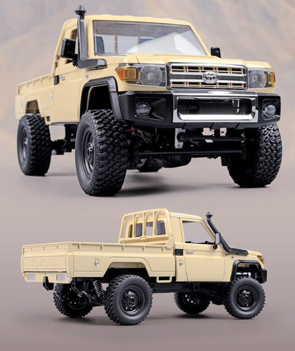 WPLDEWAN MN82 engine hood open shows realistic mechanical details