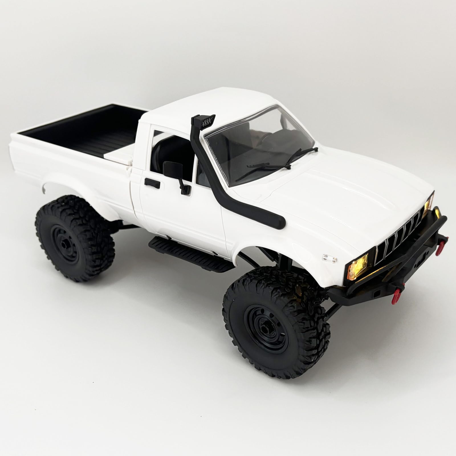 WPLDEWAN C24-1 with LED headlights for night-time off-road action.