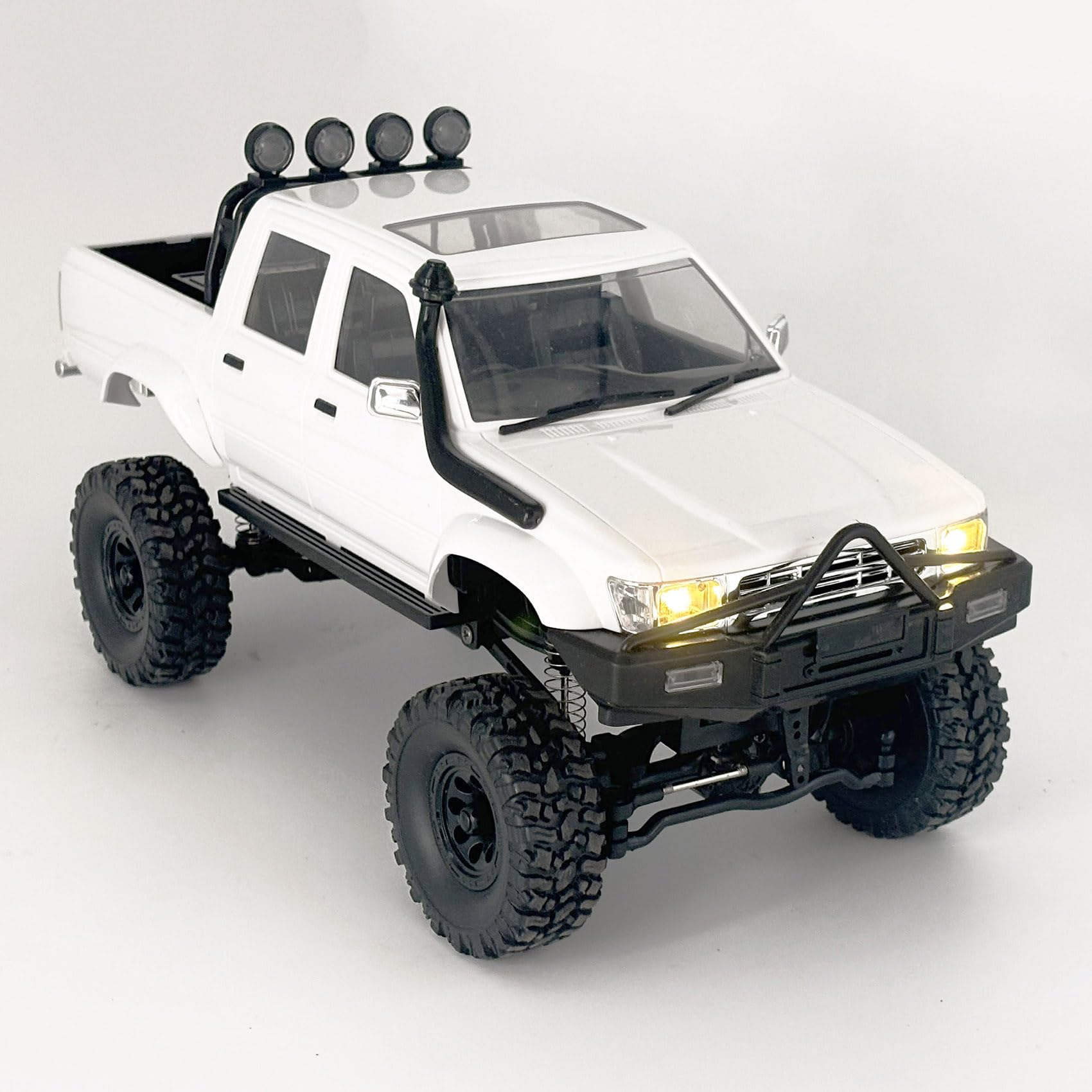 WPLDEWAN WPL C64-1 RTR detailed body for authentic scale look.