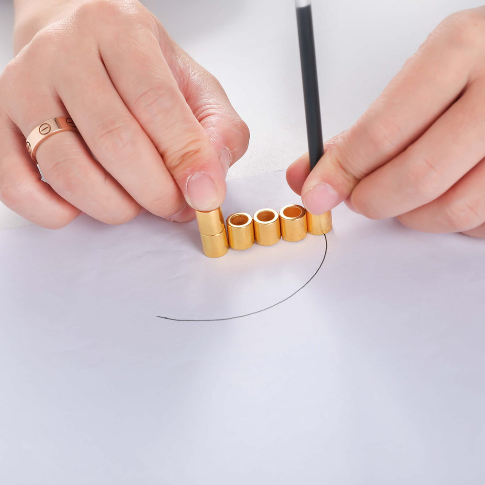 WQWQUU stress-relief pen offers tactile relief during work