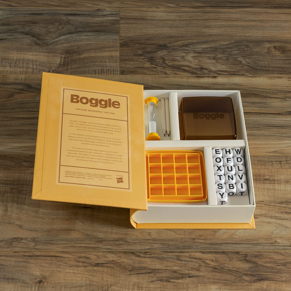 WS Game Company Boggle 3-minute sand timer in action