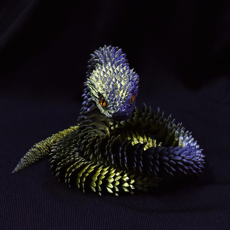 WUQIREN 18-inch display-ready snake for home or office decor.