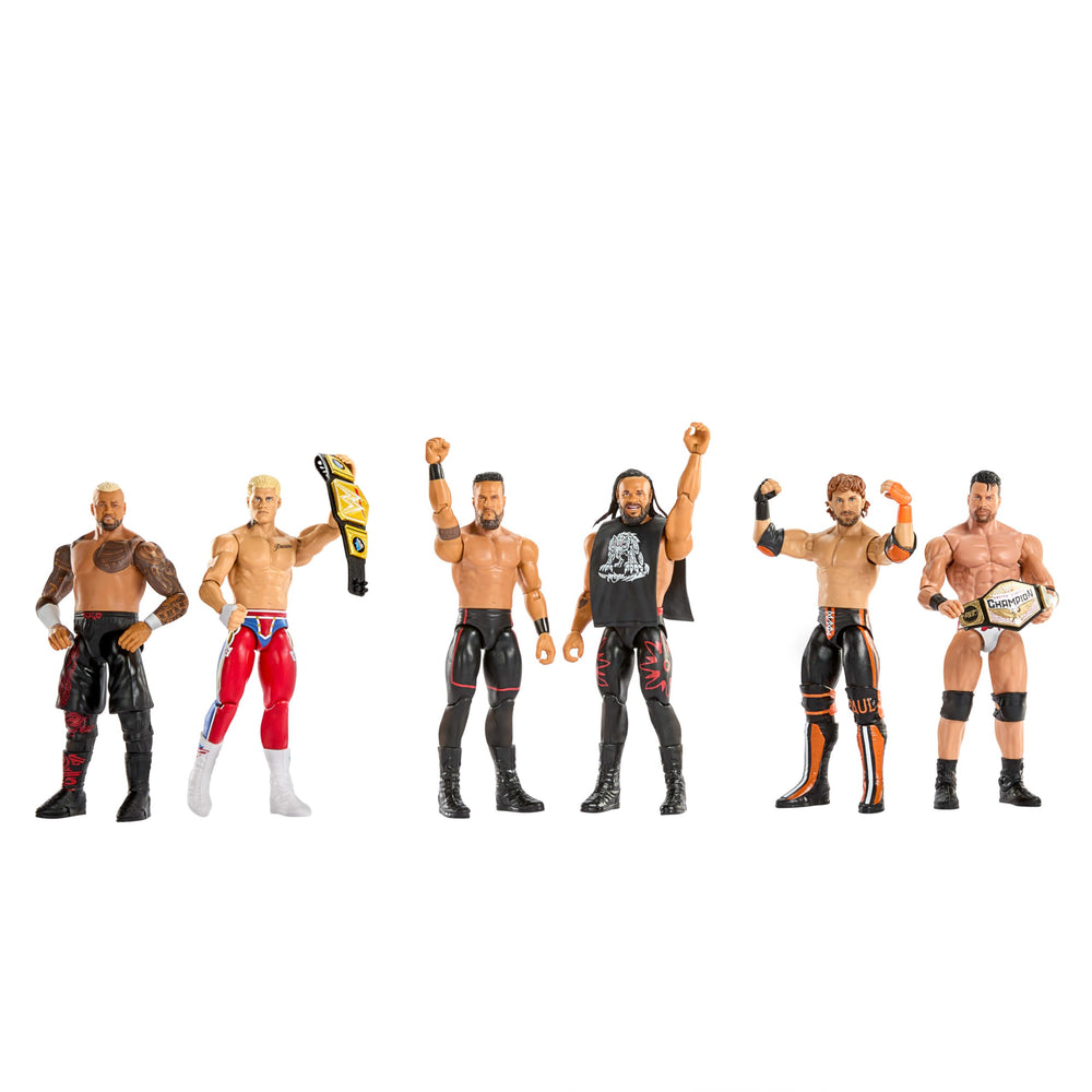 WWE Main Event Showdown 10 points articulation enables dynamic poses.